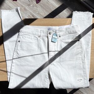 🤍✨ NWT LOFT High Rise Skinny Jeans – White | Petite 28 / 6P ✨🤍